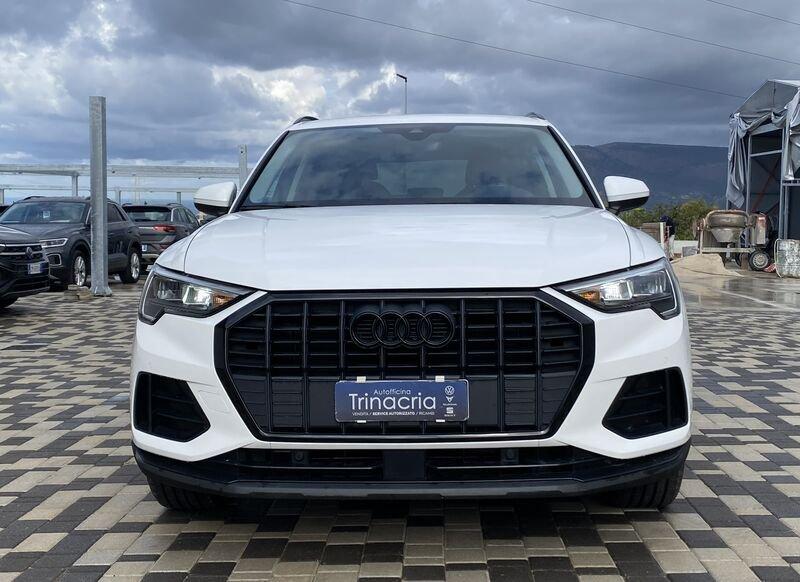 Audi Q3 Business 2.0 TDI 150CV S-Tronic 35