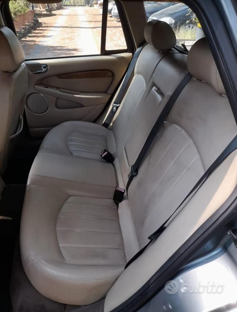 JAGUAR X-TYPE 2.0 D STATION WAGON ASI CRS LIBRETTO