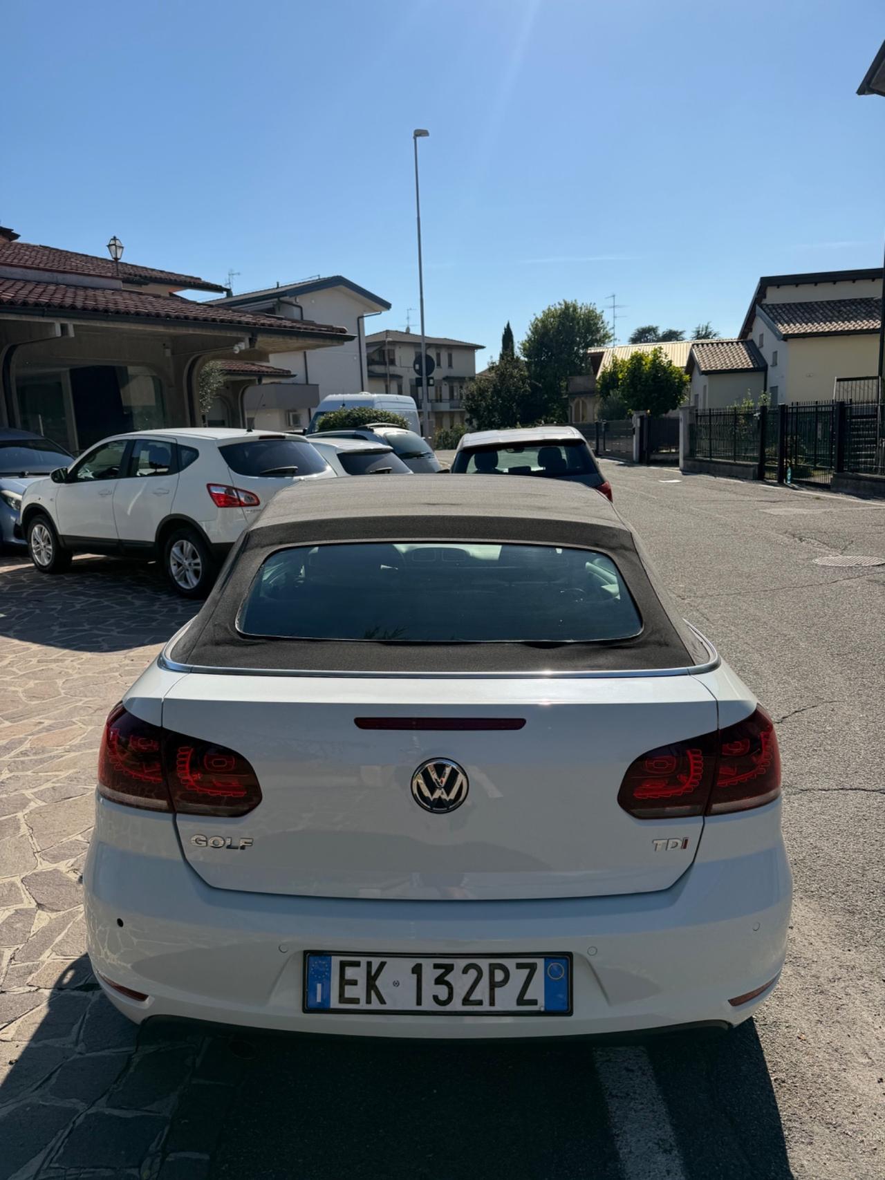 Volkswagen Golf 1.6 TDI DPF 3p. Highline