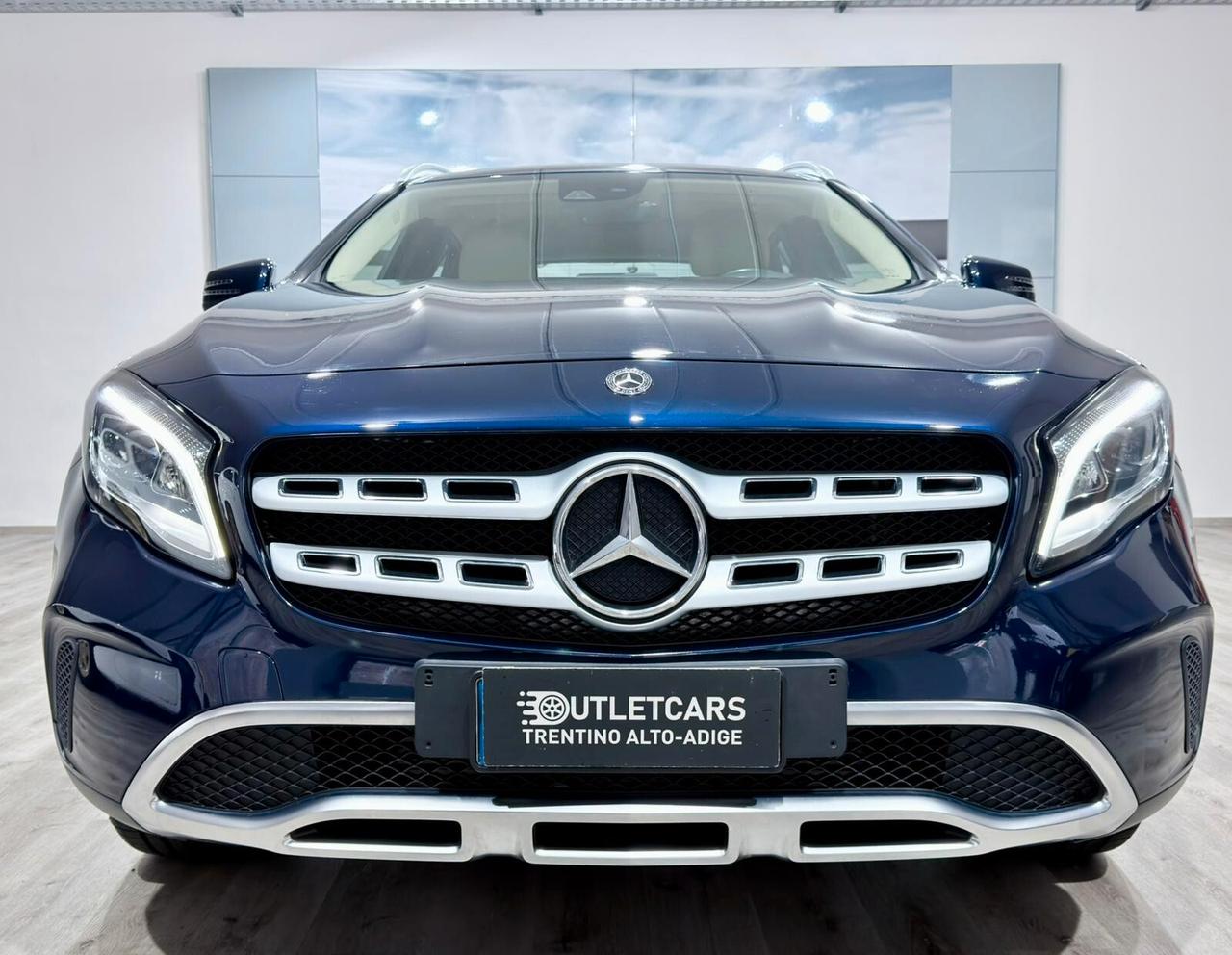 MERCEDES GLA 180d PREMIUM MANUALE 2017