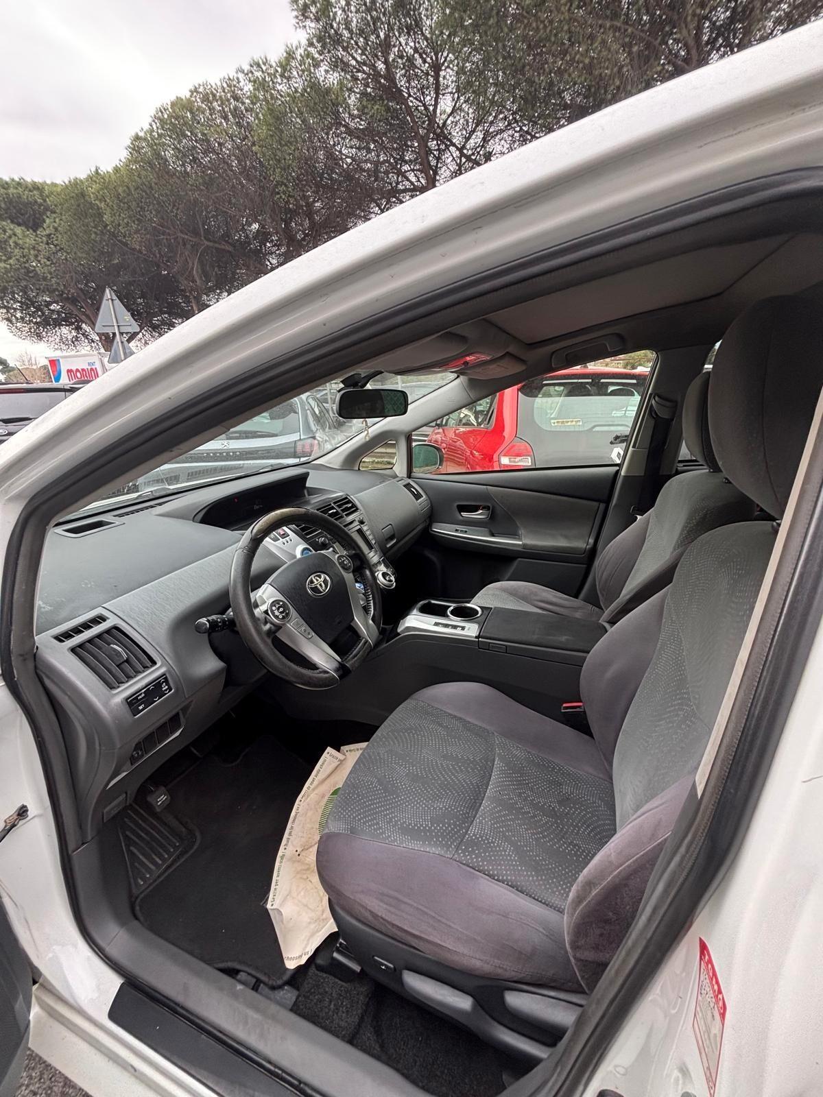 Toyota Prius Prius+ 1.8 Lounge