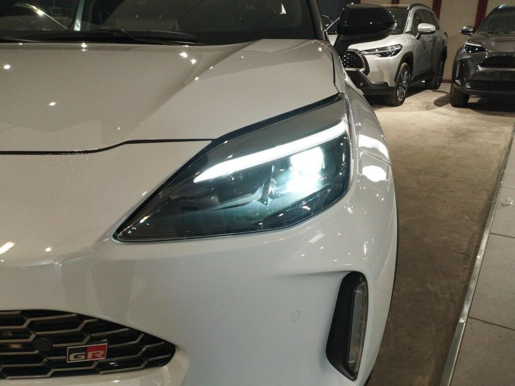 Toyota Yaris Cross 1.5 H GR Sport FWD E-CVT