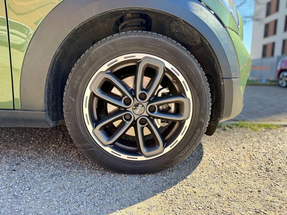 Mini Countryman 2.0 Cooper D Business auto E6