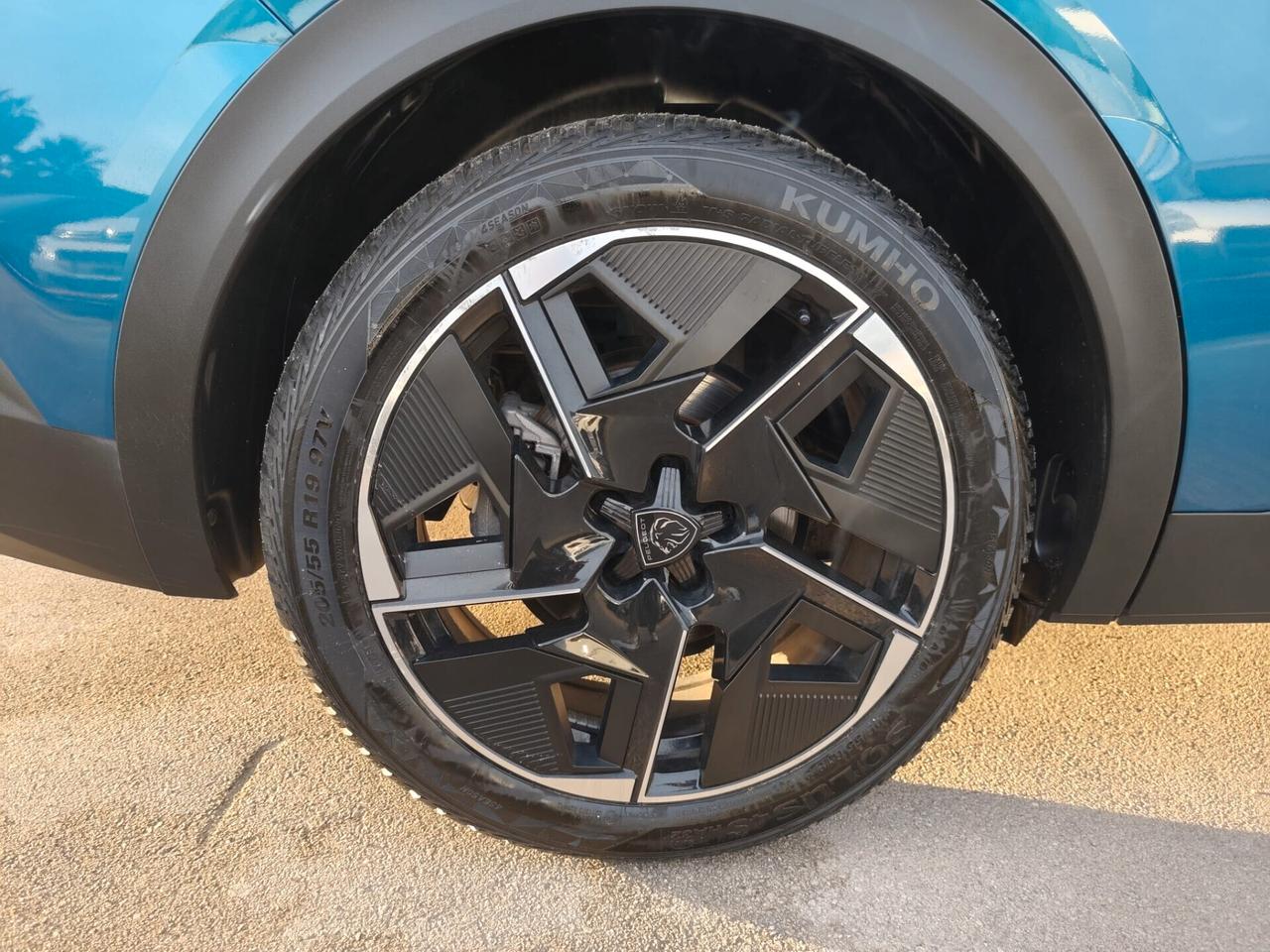 Peugeot 408 GT PLUG-IN HYBRID 1.6 225 CC