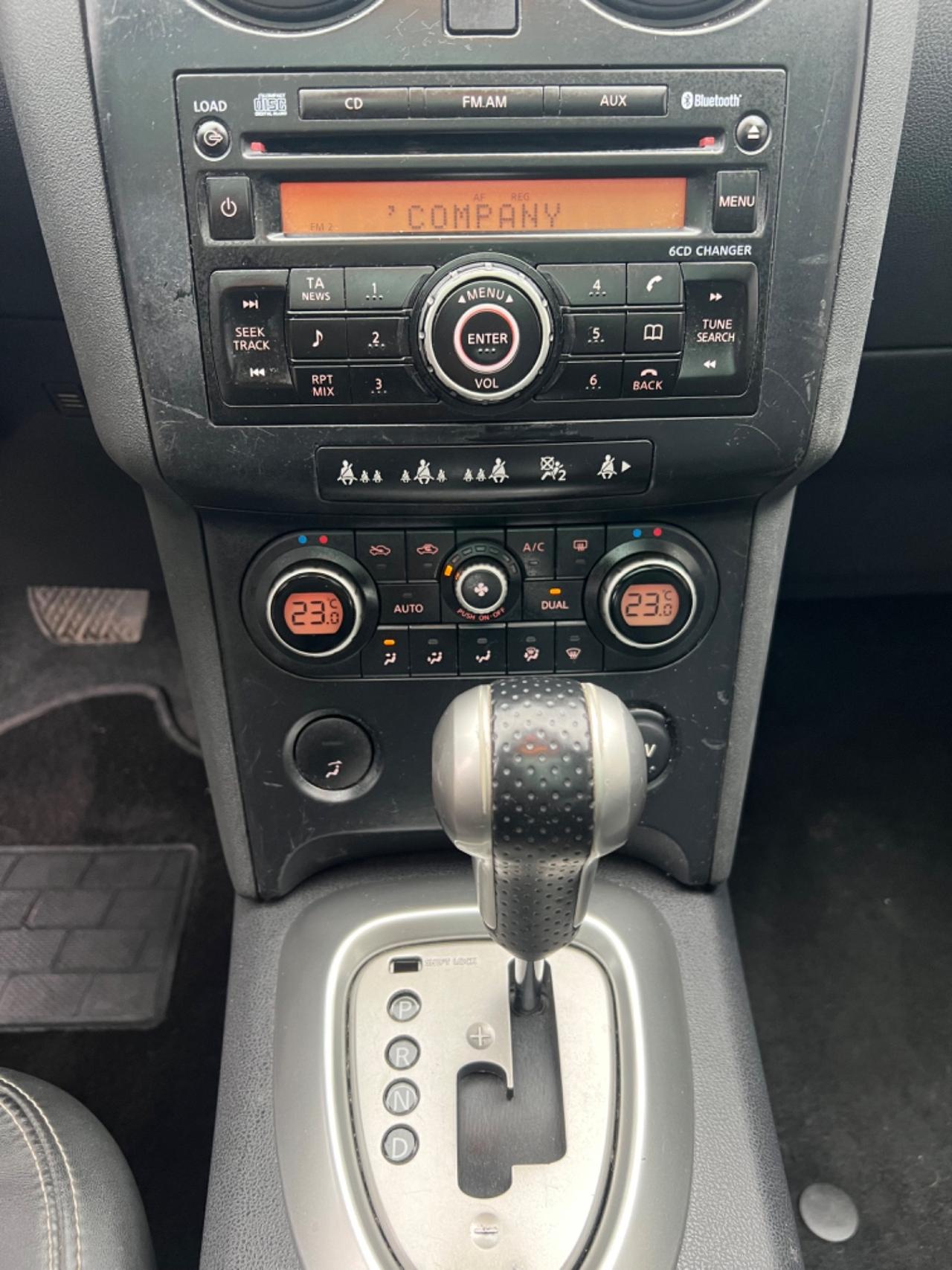 NISSAN QASHQAI 2.0 DIESEL 4X4 7 POSTI FULL OPTIONAL