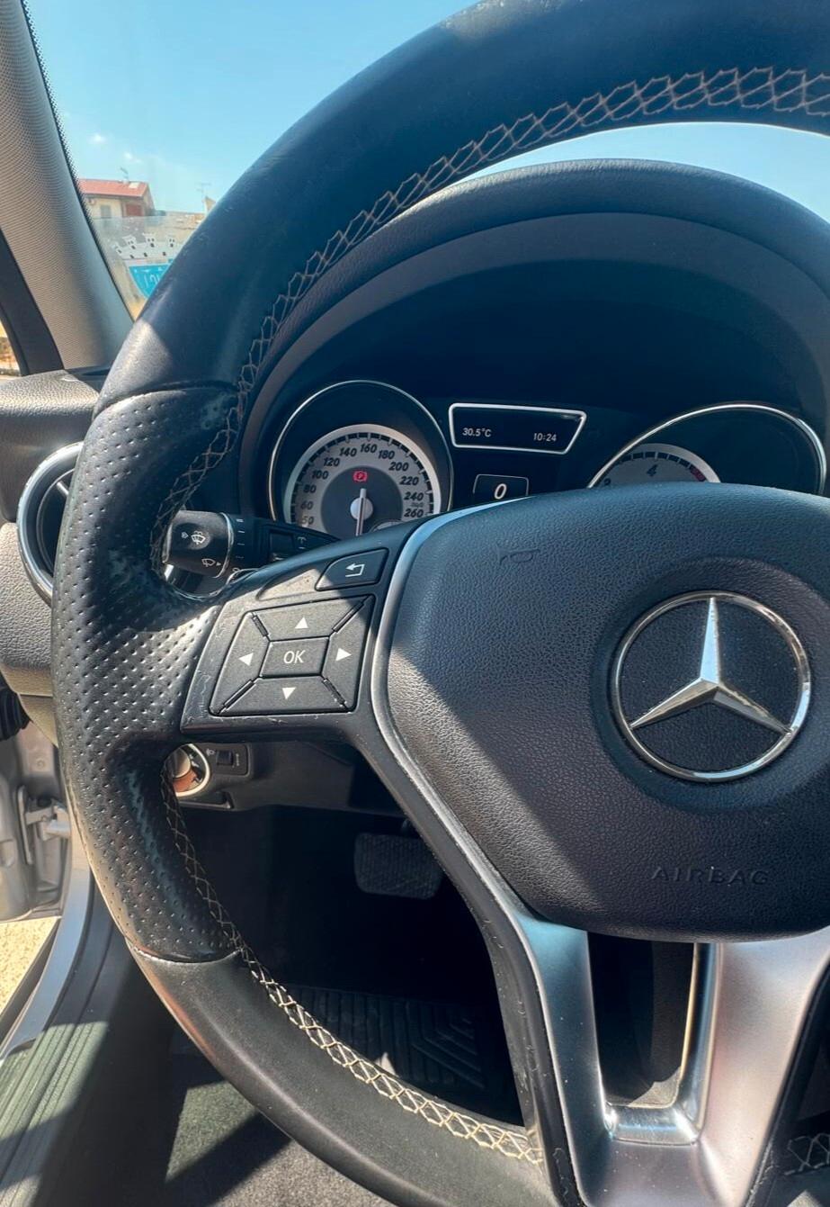 Mercedes-benz GLA 200 d Automatic Sport