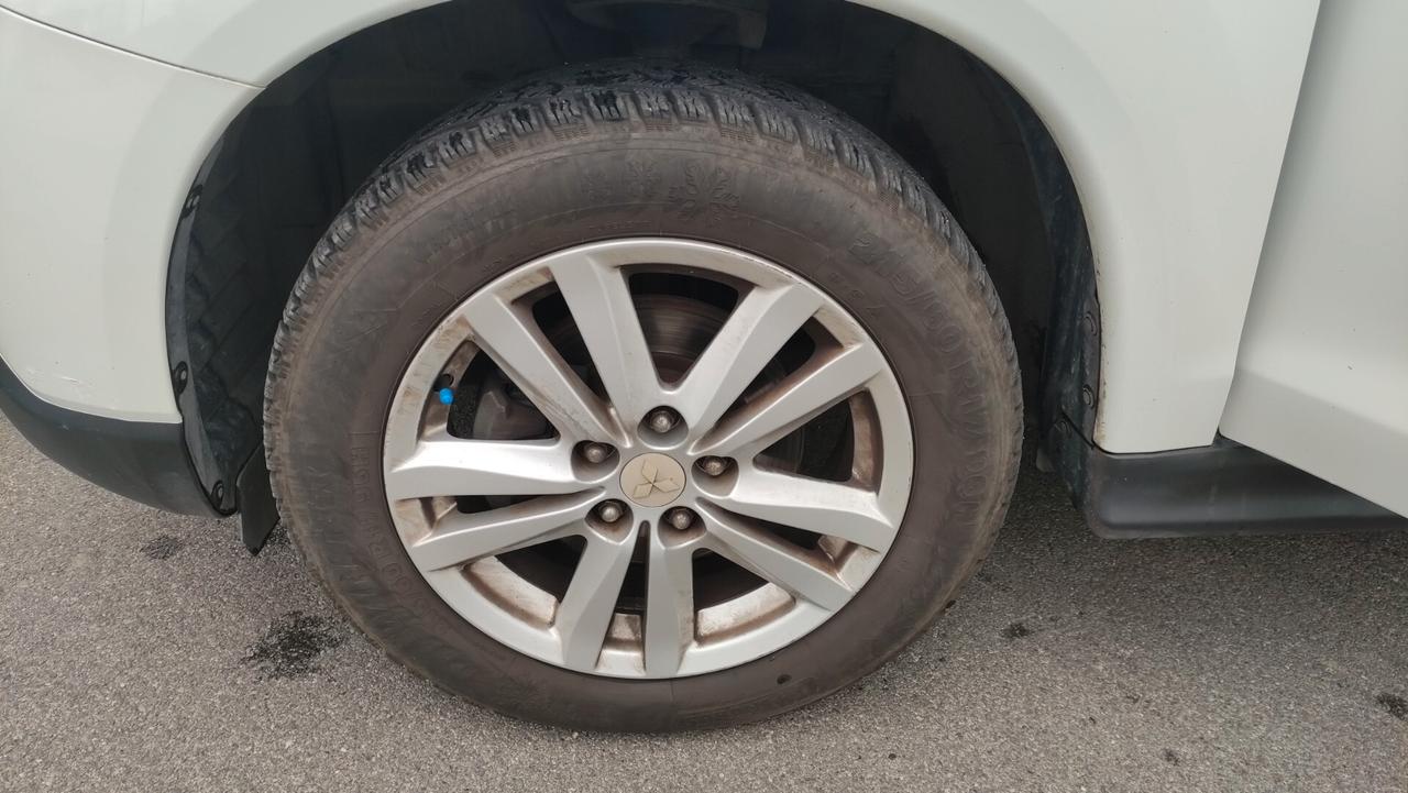 Mitsubishi ASX 1.8 DI-D 150 CV 2WD TETTO - 2011