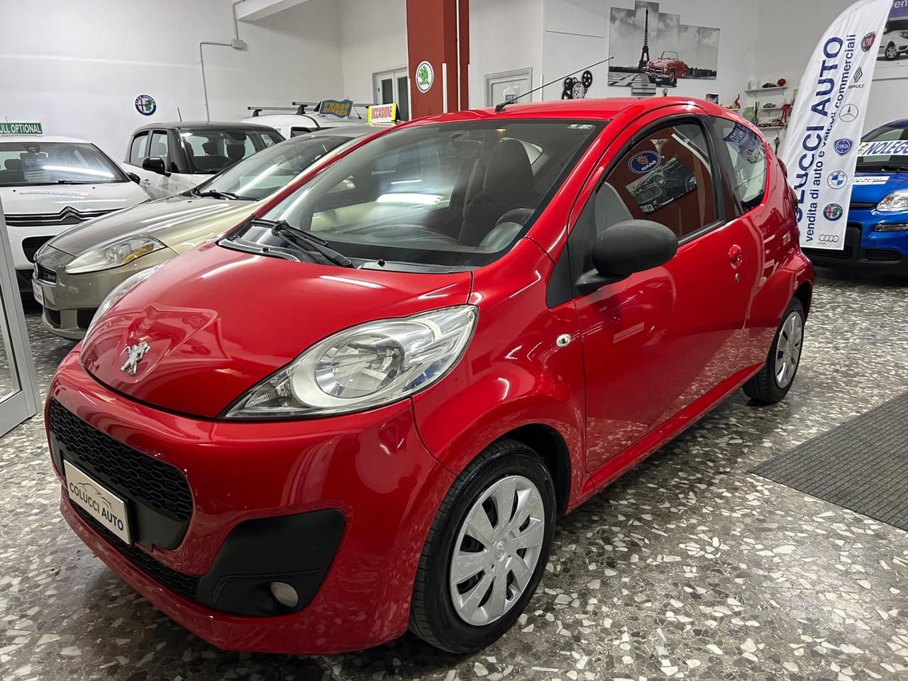 Peugeot 107 1.0 Benz Servosterzo A/C