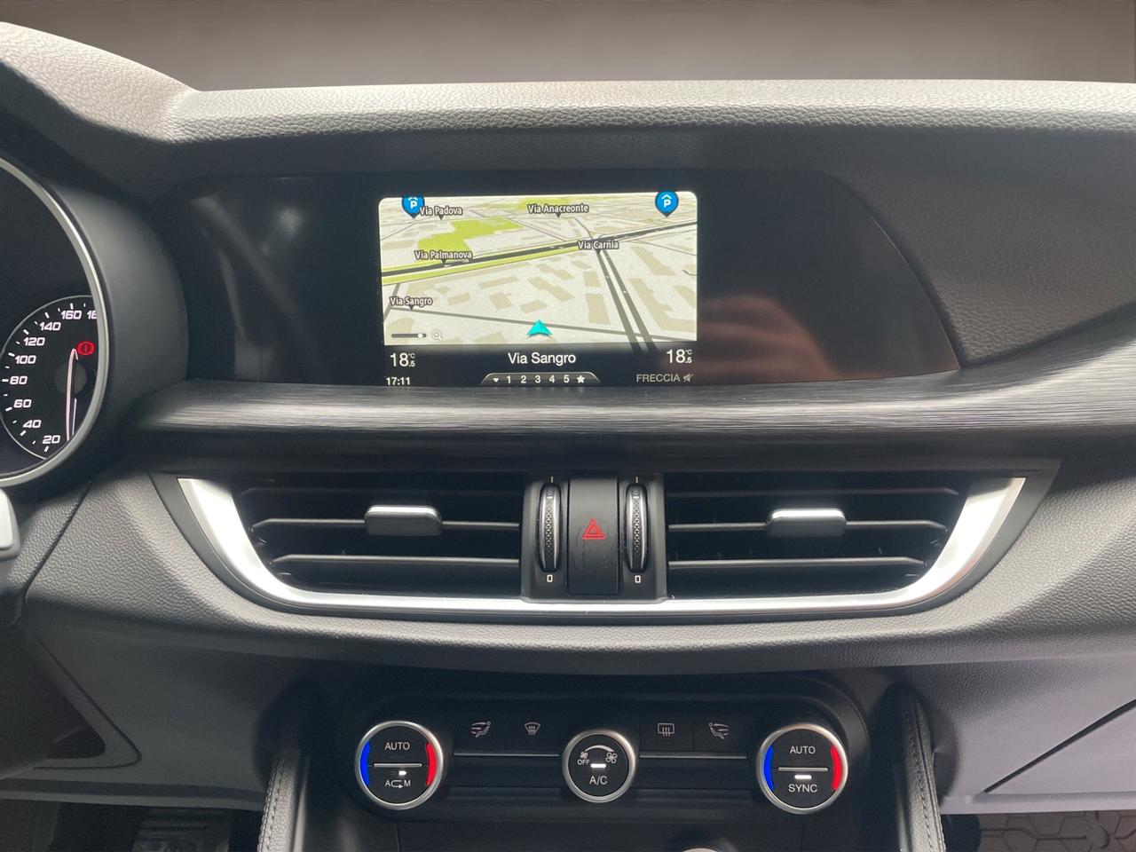 Alfa Romeo Stelvio 2.2 Turbodiesel 180 CV AT8 Q4 Business