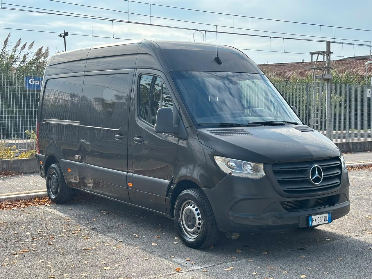 Mercedes Benz