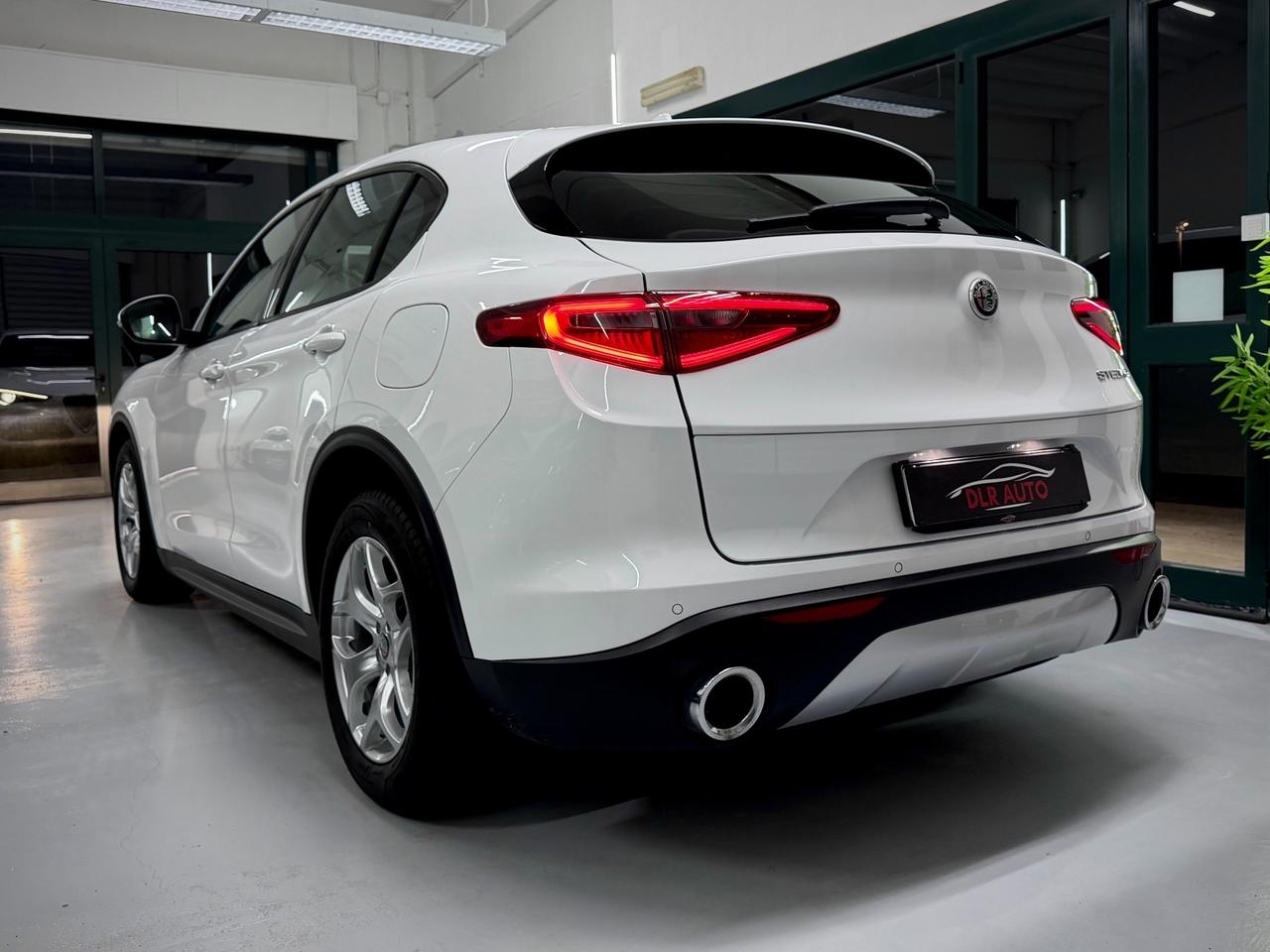 Alfa Romeo Stelvio 2.2 Turbodiesel 190 CV AT8 RWD Executive
