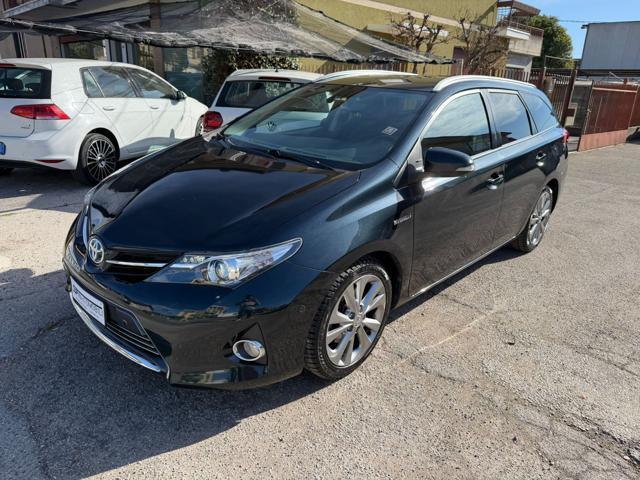 TOYOTA Auris Touring Sports 1.8 Hybrid Active Plus