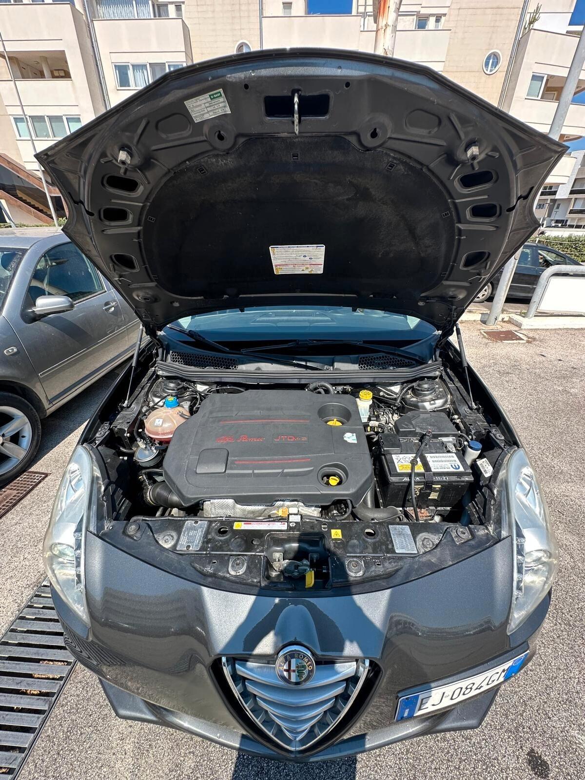 Alfa Romeo Giulietta 2.0 JTDm-2 140 CV Exclusive