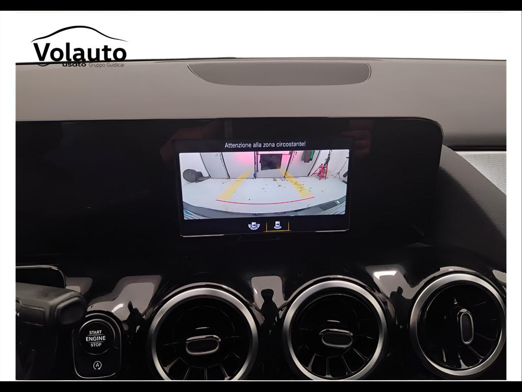 Mercedes-Benz Classe B - W247 2018 - B 180 d Sport auto