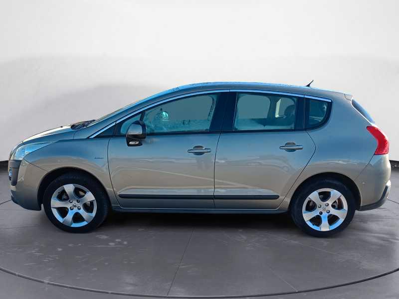 PEUGEOT 3008 1.6 hdi 8v Active (tecno) 112cv