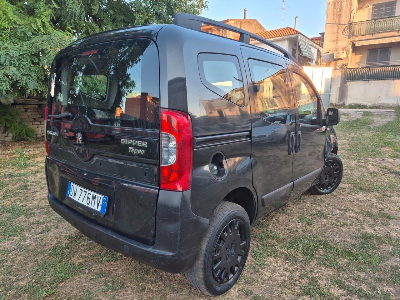 PEUGEOT BIPPER 1.4 DIESEL ACCESSORIATA DI TUTTO 2010