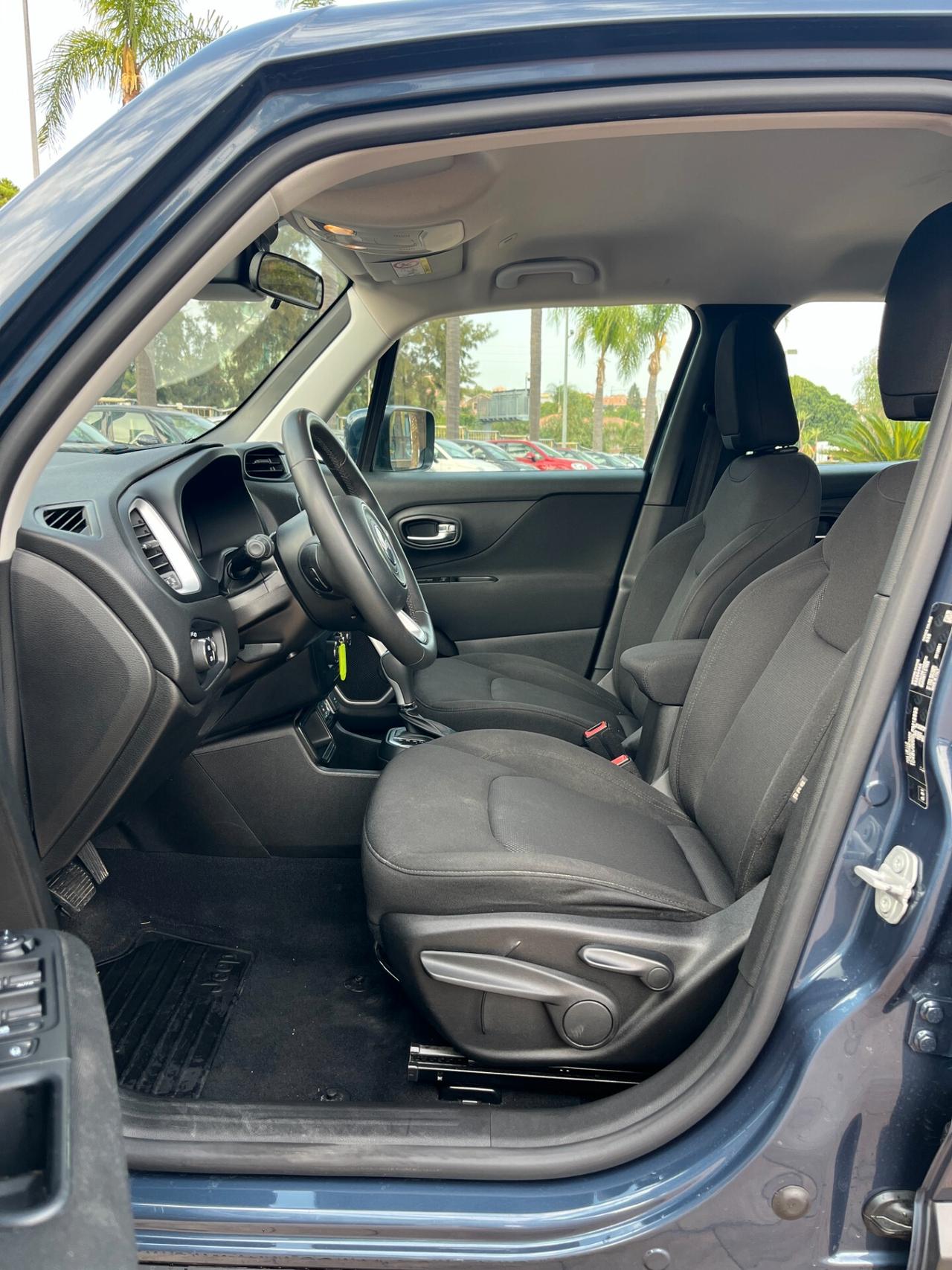 Jeep Renegade 1.6 Mjt DDCT 120 CV (88kw)