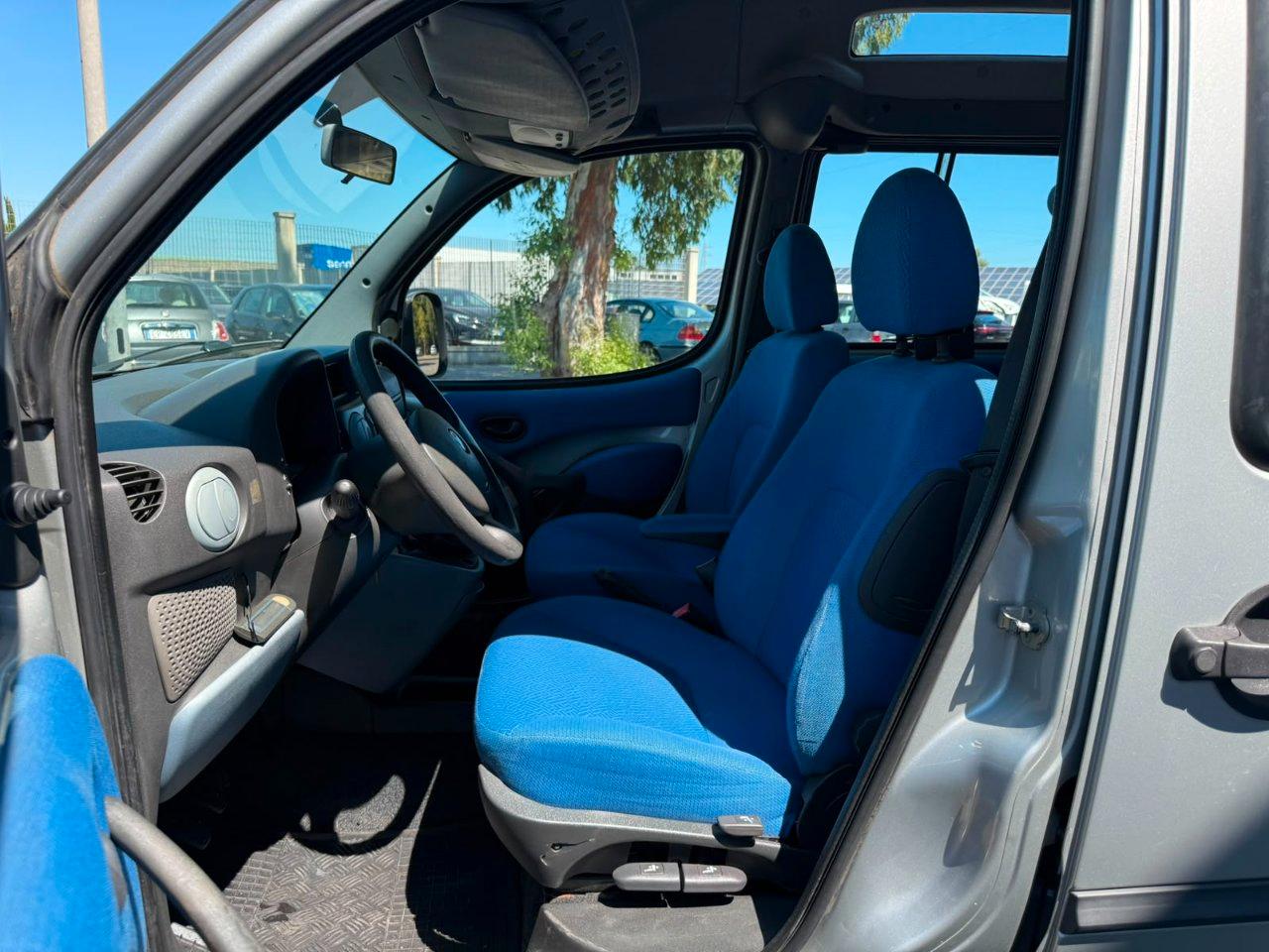 Fiat Doblo 1.6 Family