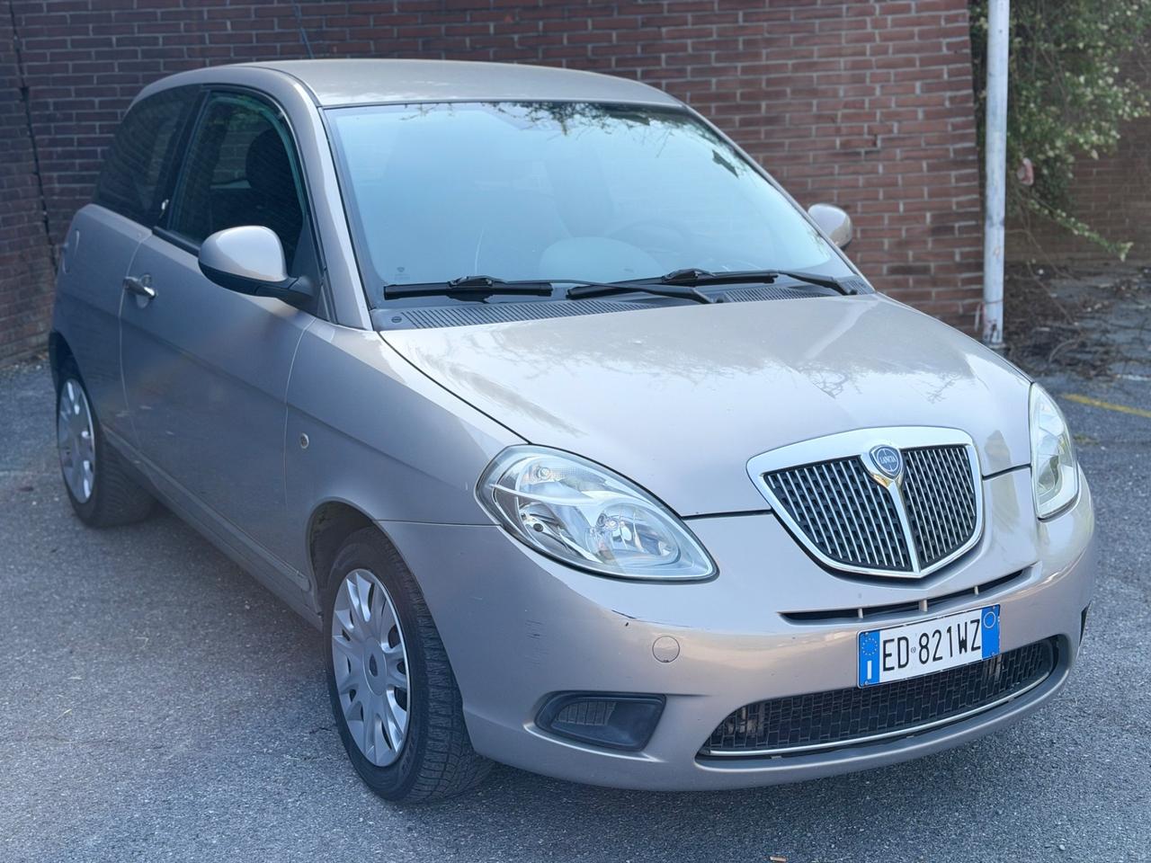 Lancia Ypsilon 1.2 Elle