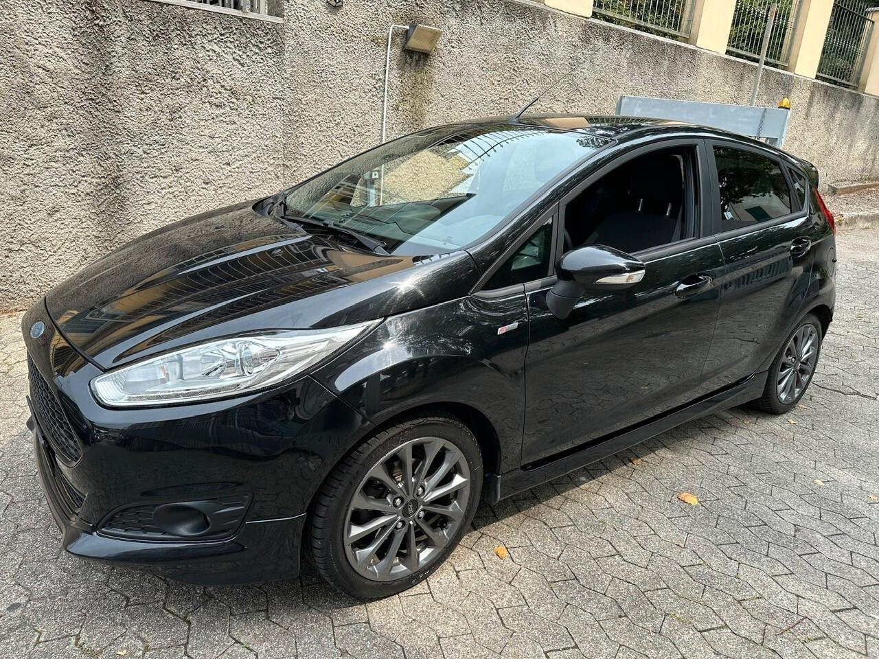 Ford Fiesta 1.5 TDCi 5 porte ST-Line