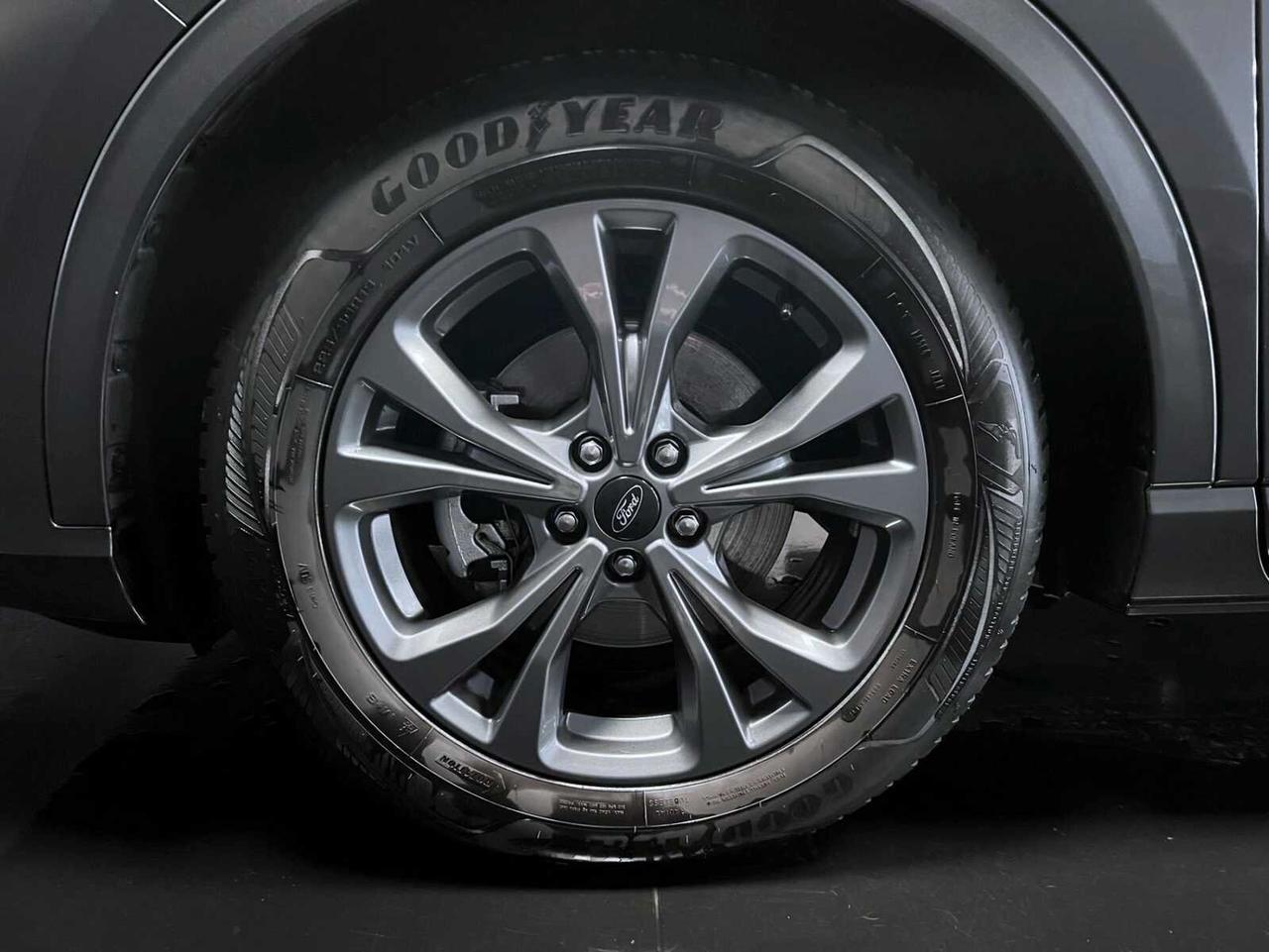 FORD KUGA 2.0 CC 120 CV AUTO 2WD ST-LINE