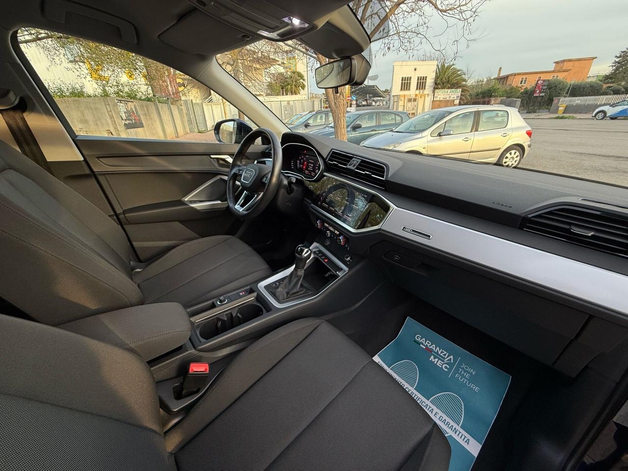 Audi Q3 35 TDI KM.59.000!