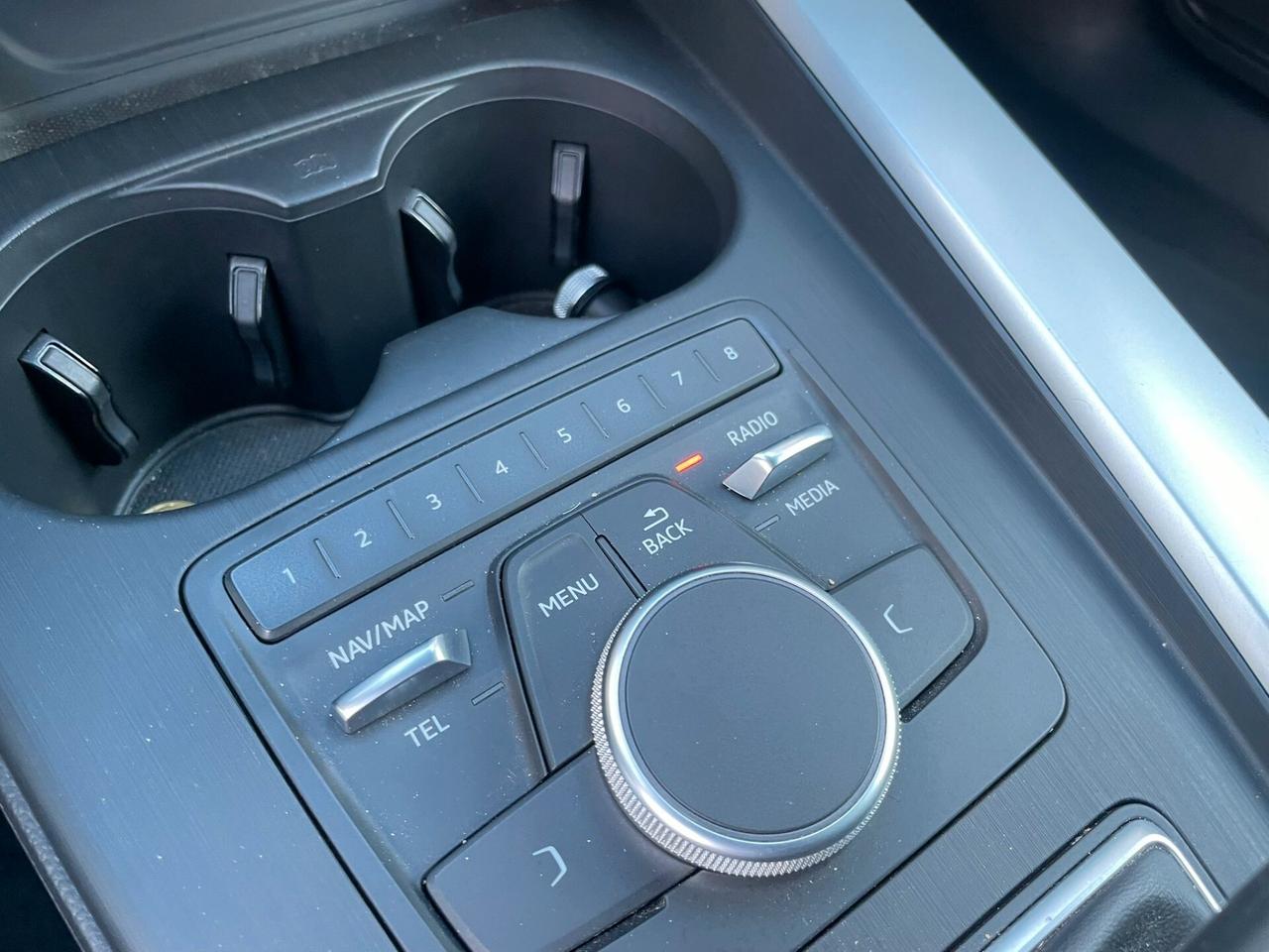 Audi A4 Avant 2.0 TDI 190 CV ultra S tronic Design