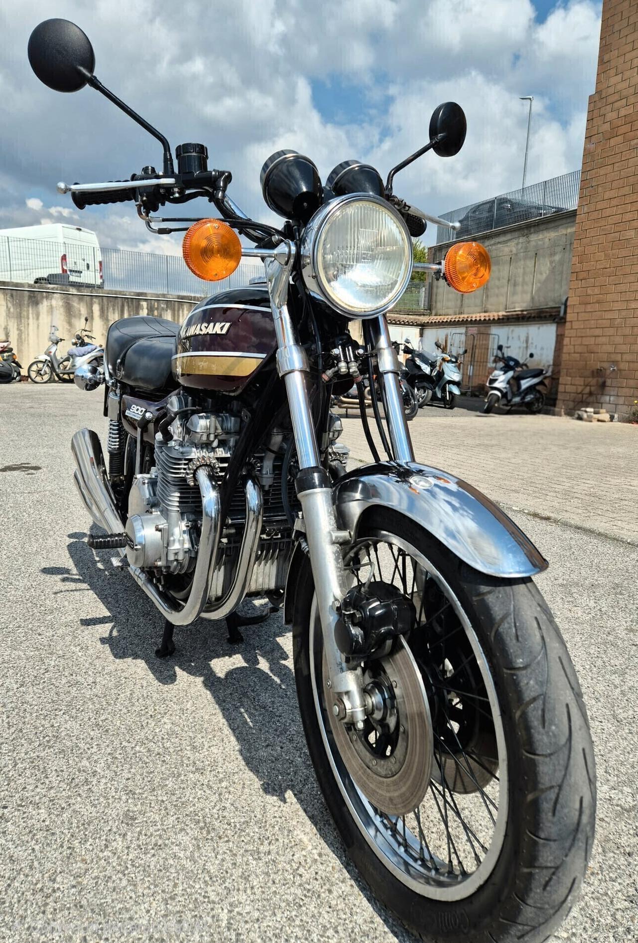 Kawasaki Z1 900