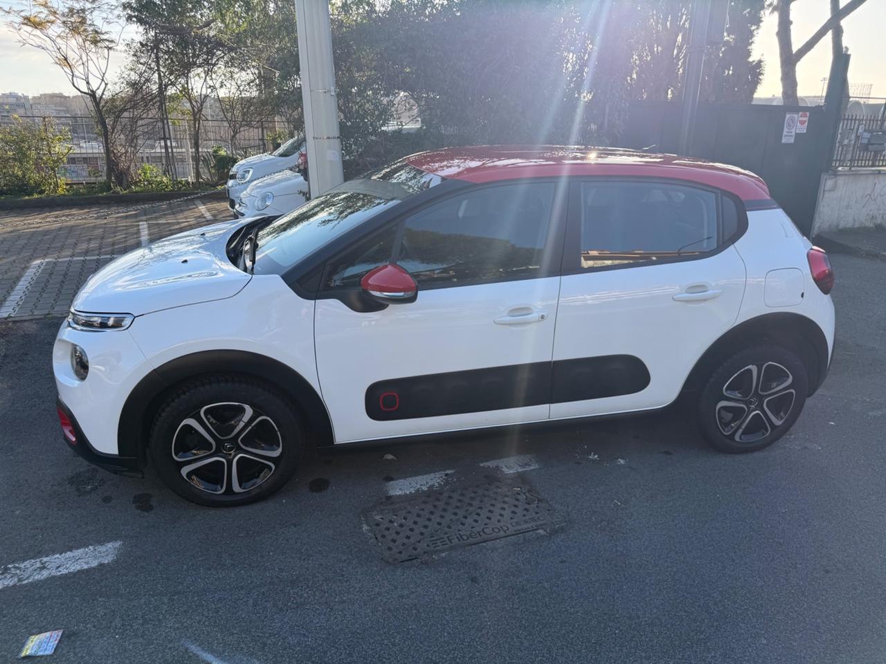 Citroen C3 83cv Benzina Gpl 5 porte Shine Navi bicolor pdc