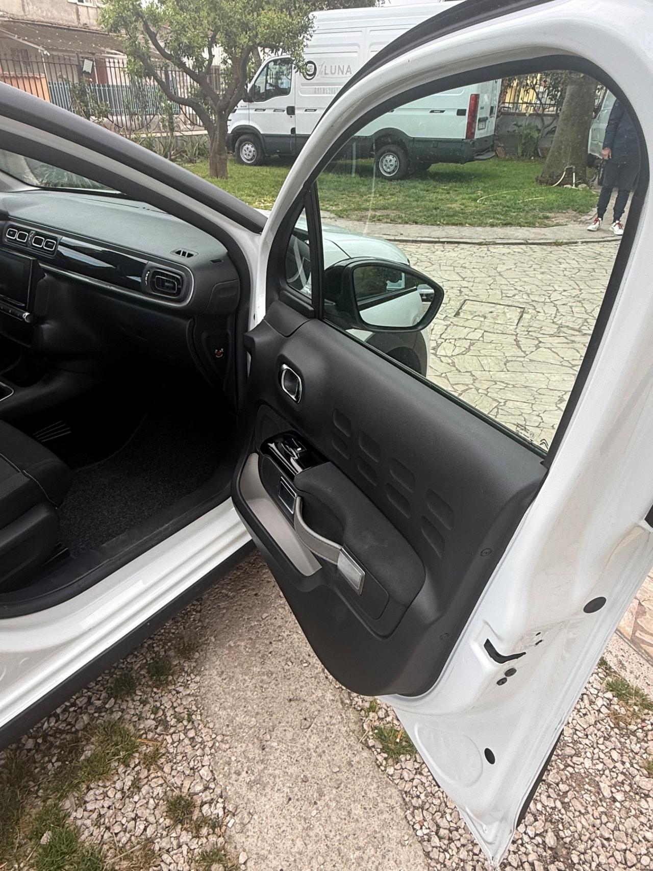 Citroen C3 PureTech 110 S&S EAT6 Shine