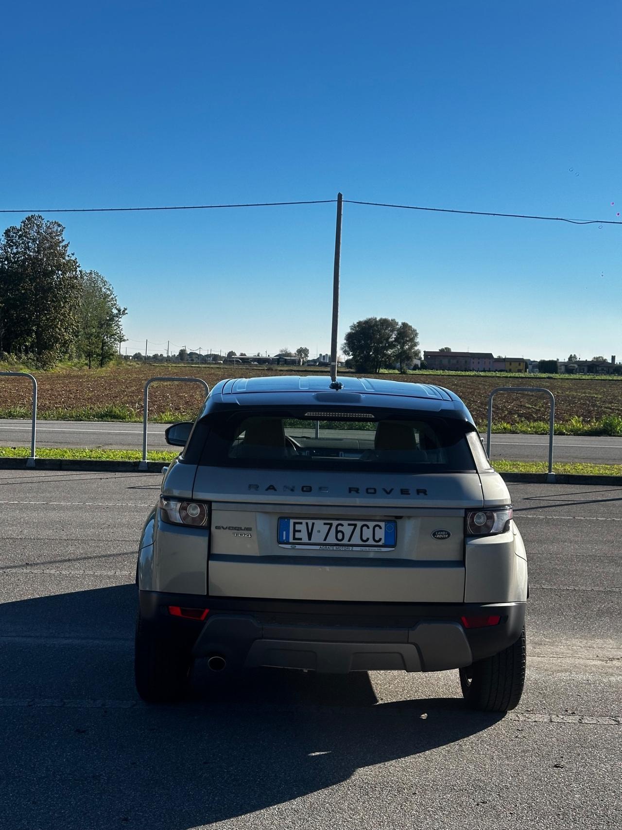 Land Rover Range Evoque 2.2 TD4 5p. Pure Tech Pack