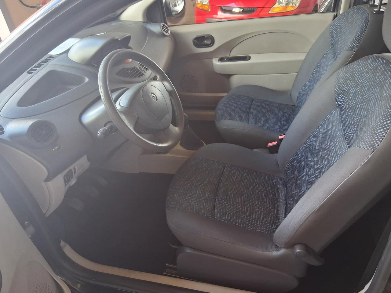 Renault Twingo 1.2i 16V cat Wave