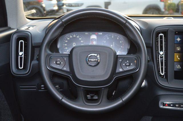 VOLVO XC40 T2 automatico Essential