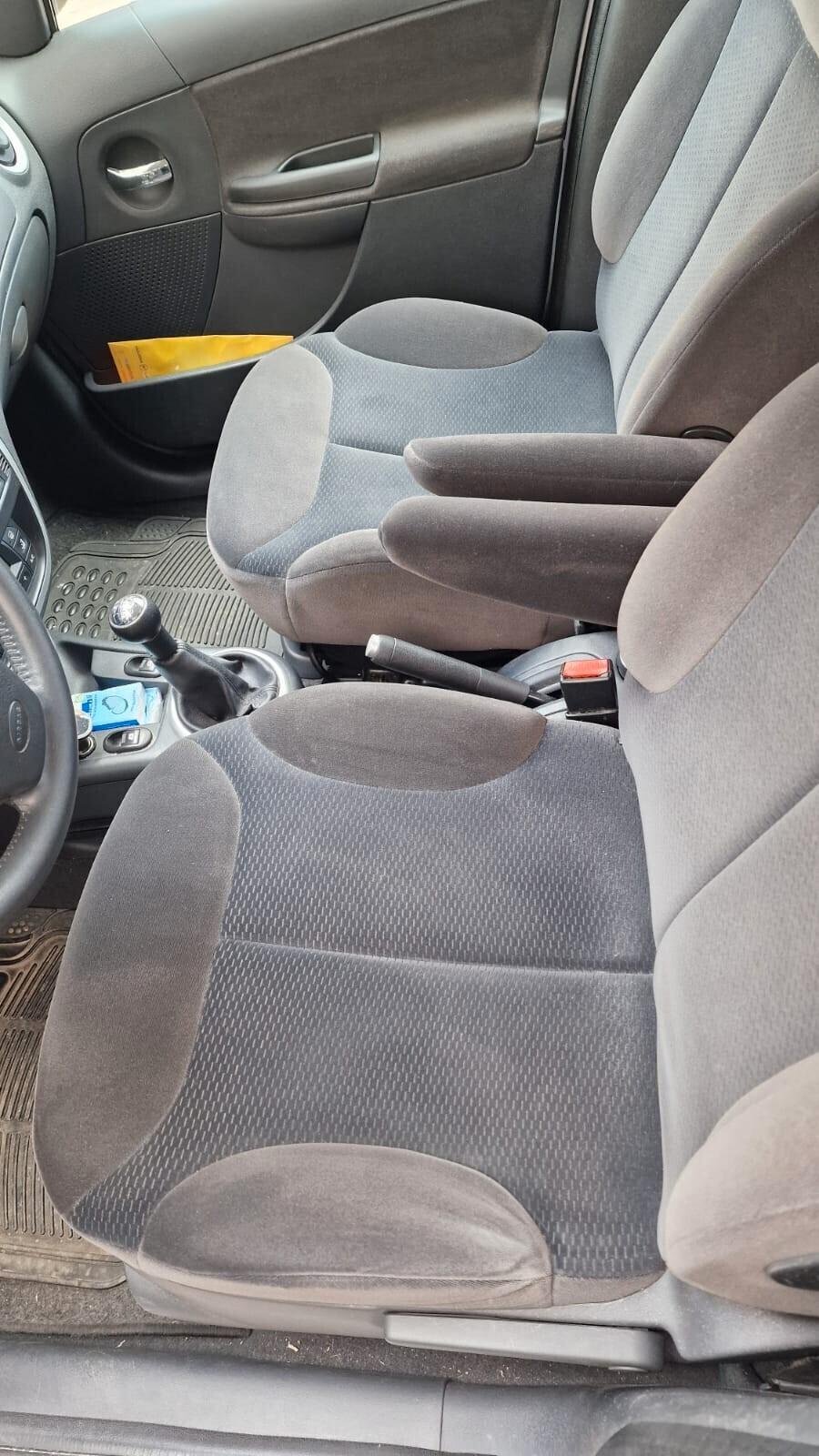 CITROEN C3 1.4 HDi 70 CV Exclusive
