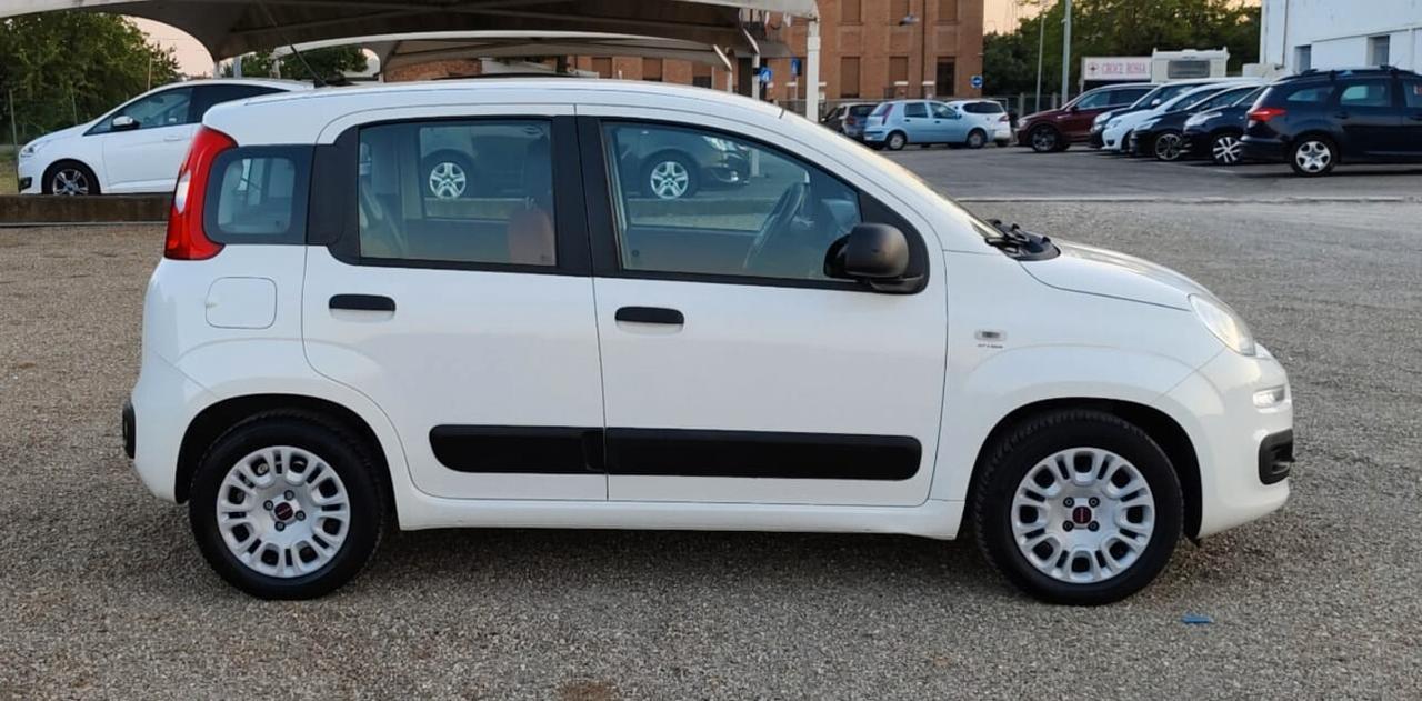 Fiat Panda 1.2 Lounge ANNO 2015