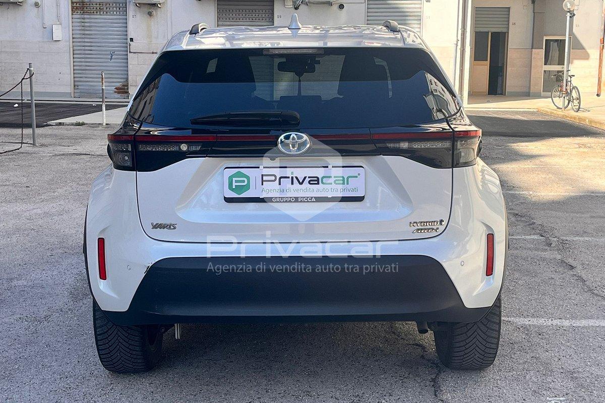 TOYOTA Yaris Cross 1.5 Hybrid 5p. E-CVT AWD-i Business