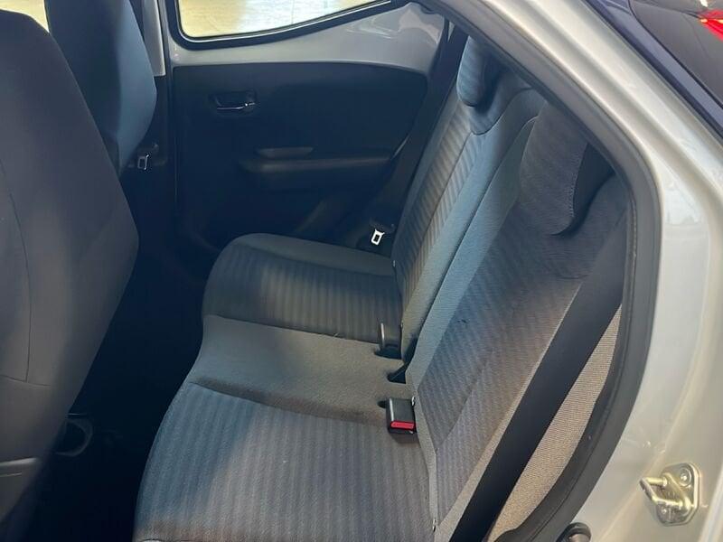 Toyota Aygo Aygo Connect 1.0 VVT-i 72 CV 5 porte x-play