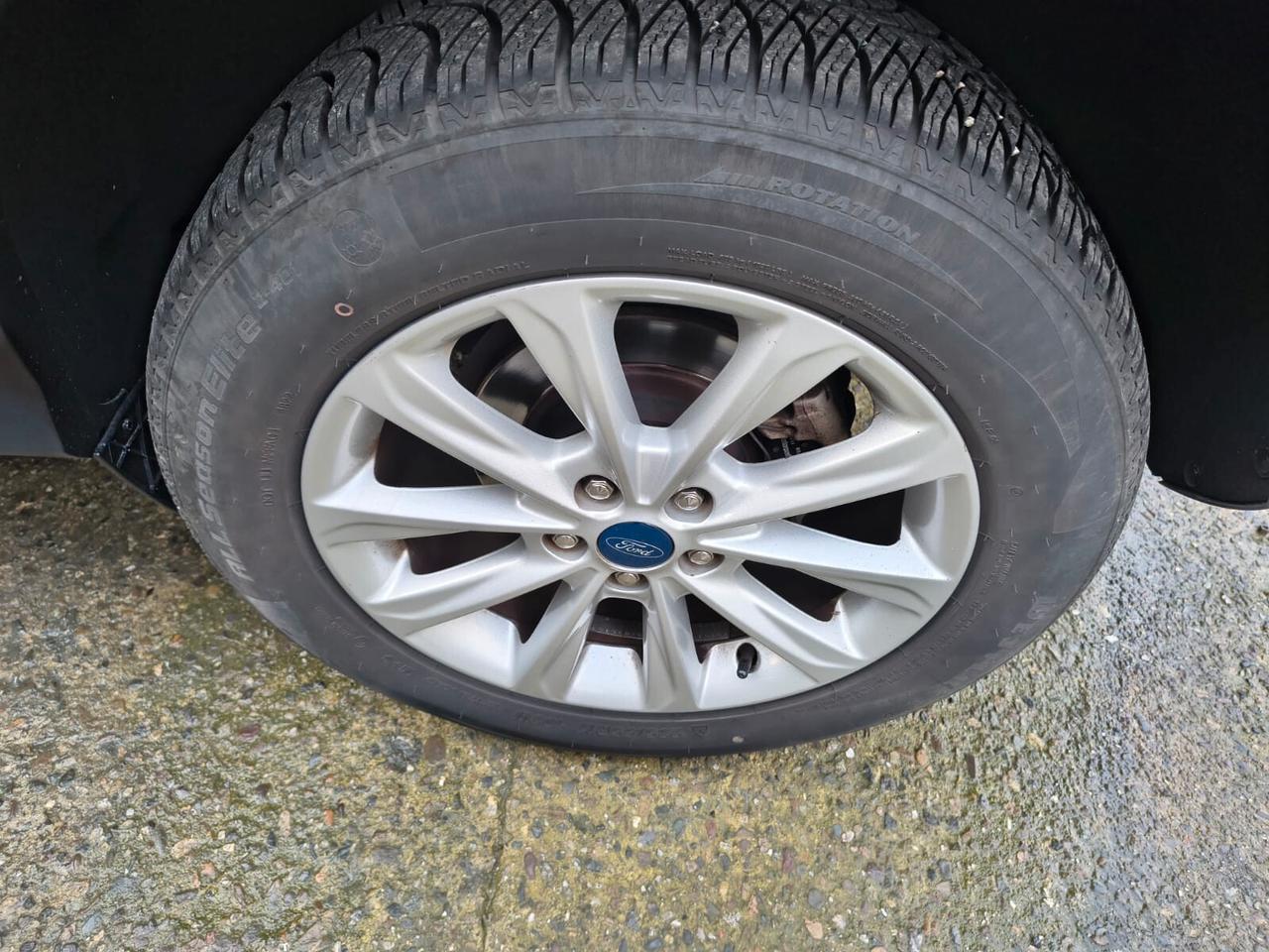 Ford Kuga 2.0 TDCI 180 CV S&S 4WD Powershift Titanium X