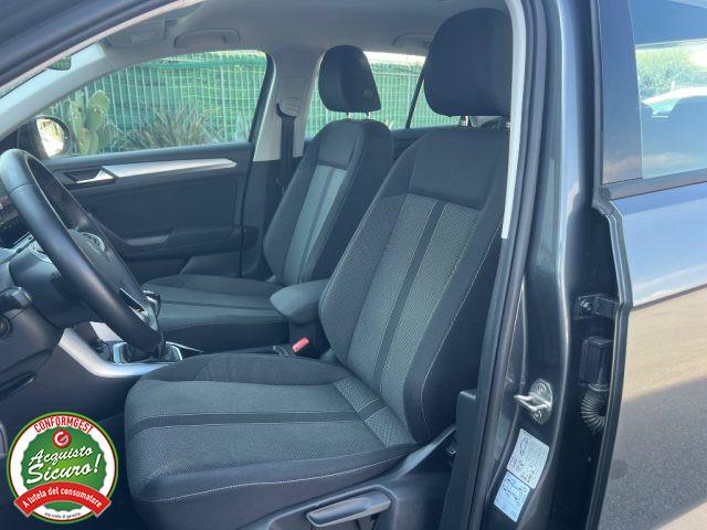 VOLKSWAGEN T-Roc 1.0 TSI Style BMT - PER NEOPATENTATO -