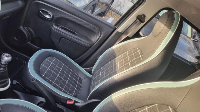 RENAULT Twingo TCe 90 CV La Parisienne