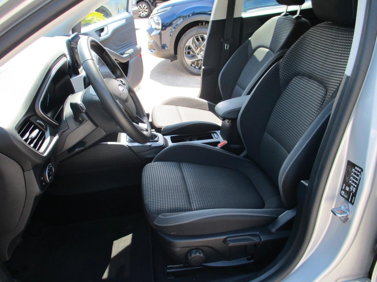 Ford Focus 1.0 EcoBoost Hybrid 125 CV SW Business