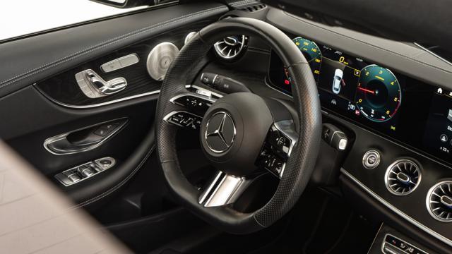 MERCEDES-BENZ E 400 d 4Matic PREMIUM PLUS UNIPRO