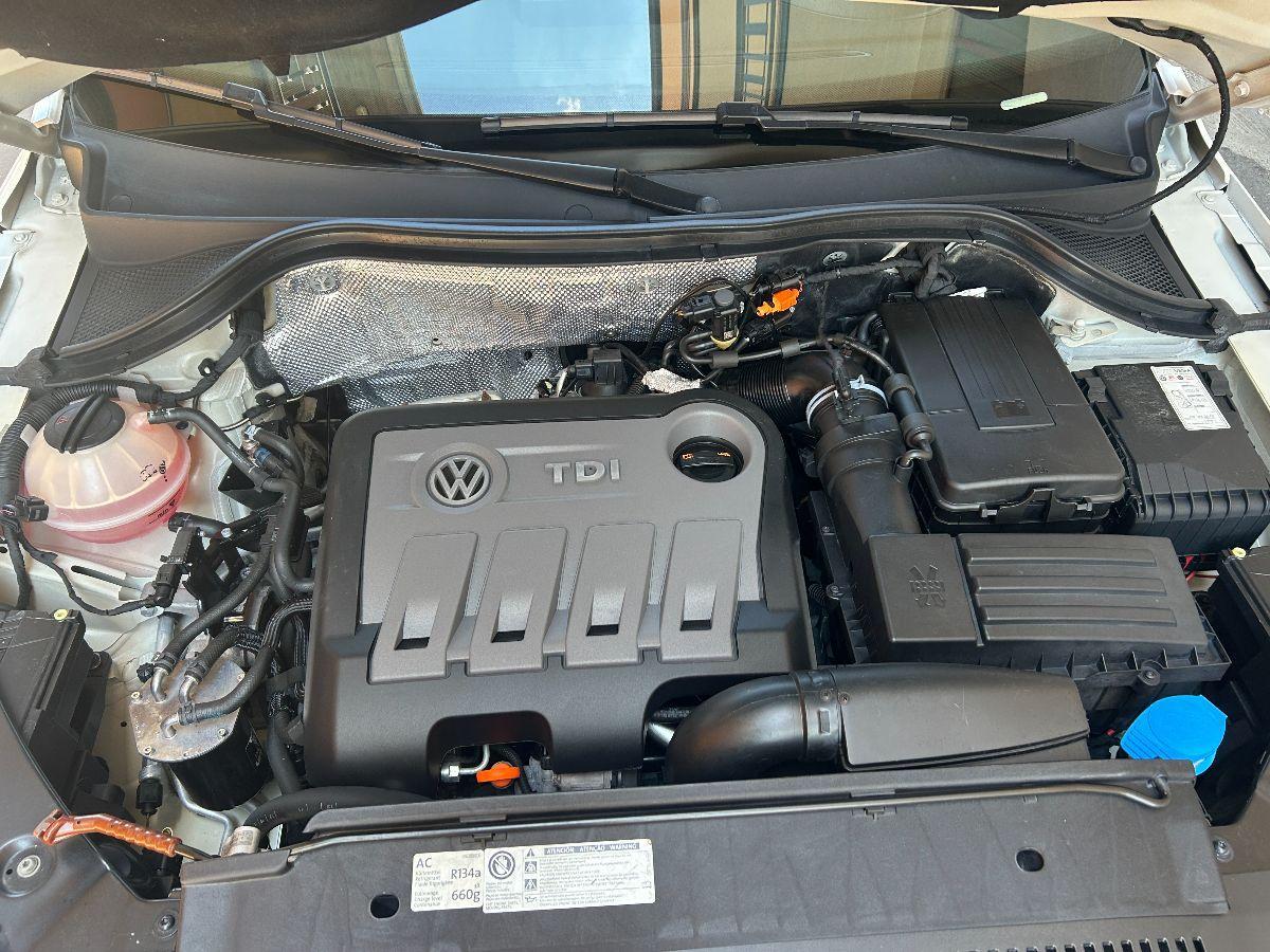 VOLKSWAGEN - Tiguan - 2.0 TDI 140 CV Sport & Style BlueMotion Technology