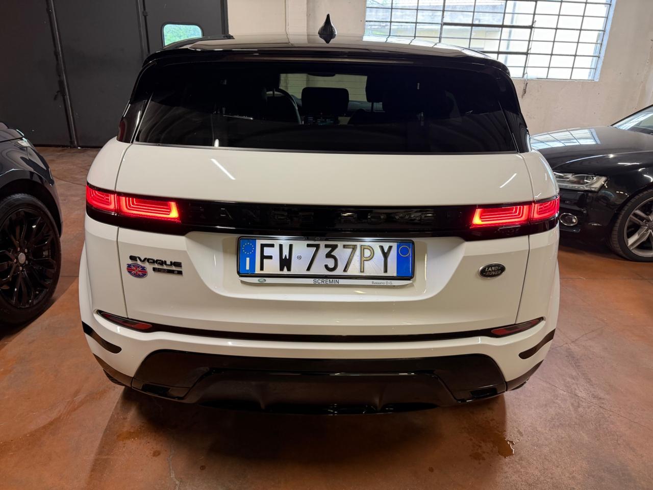 Land Rover Range Evoque 2.0D I4-L.Flw 150 CV R-Dynamic