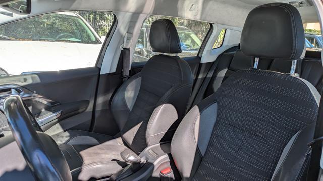 PEUGEOT 2008 1.6cc 92cv CAMBIO AL VOLANTE SENS PARK ANT/POST
