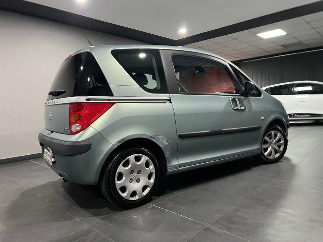 PEUGEOT 1007 1.6 HDi Sporty