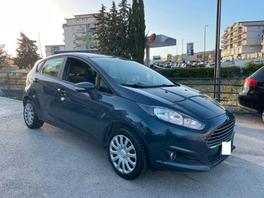 Ford Fiesta 1.4 5p. Bz.- GPL Titanium 2015