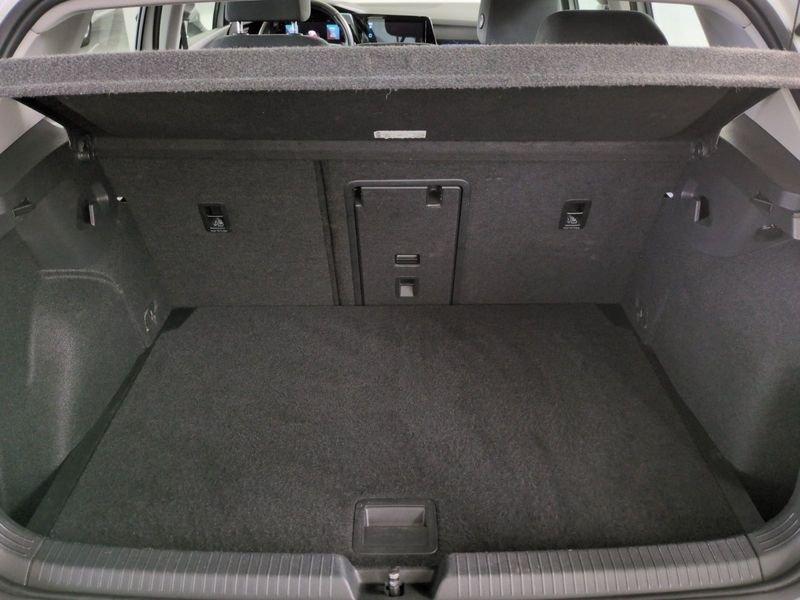 Volkswagen Golf 8 serie 2.0 TDI 115 CV SCR Life