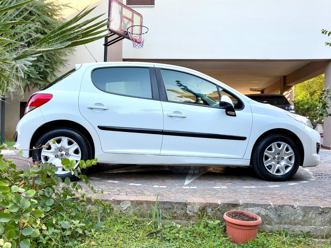 Peugeot 207 1.4 HDi 70CV FAP 5p. XS