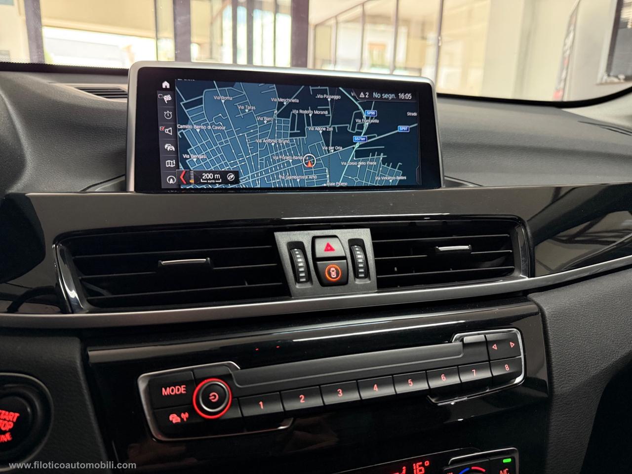BMW X1 xDrive20d Business Advantage TETTO PANORAMICO - FULL LED